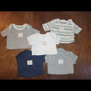 Burt's Bees Baby 0-3 Month Onesies Bundle of 5